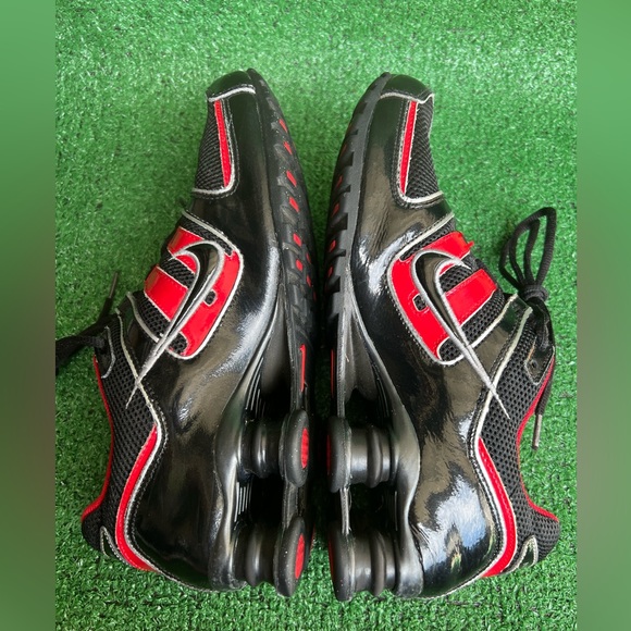 Nike Shox NZ Red Black Patent 318448-002 GS 7Y / Womens Sz 8.5 Pre-Owned - Picture 9 of 16